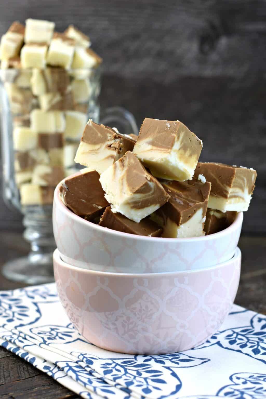 Root Beer Float Fudge Recipe - Shugary Sweets