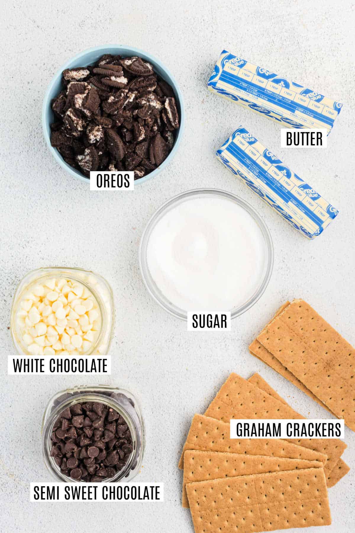 Ingredients needed to make oreo cracker toffee.