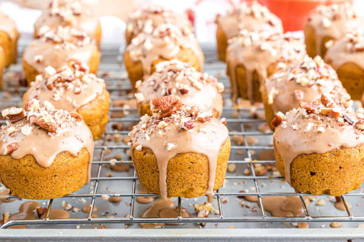 Mini Pumpkin Muffins - Deliciously Declassified