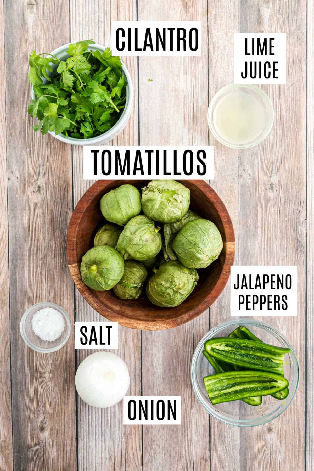 Ingredients needed to make salsa verde.