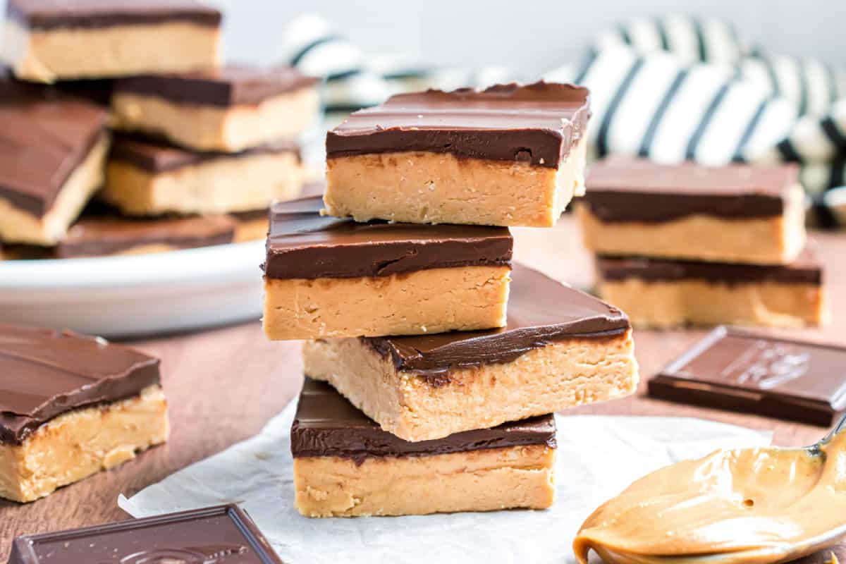 Easy Chocolate Peanut Butter Bars