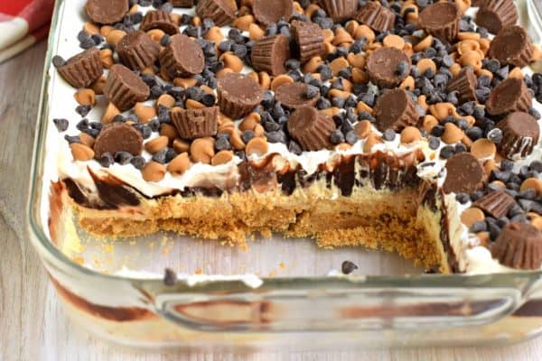 No Bake Chocolate Peanut Butter Lasagna Recipe