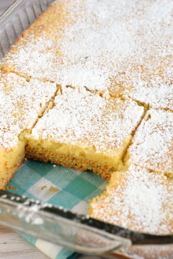 The EASIEST Gooey Butter Cake Recipe {St Louis Classic}