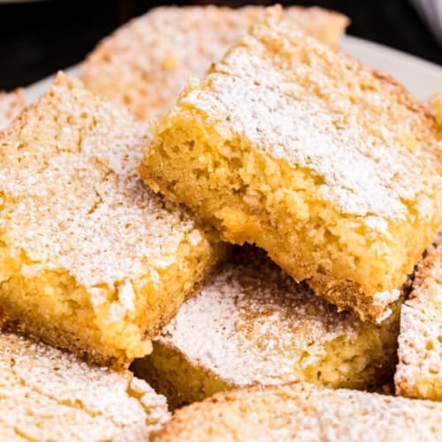 Gooey Butter Cake Recipe {St Louis Classic}- Shugary Sweets