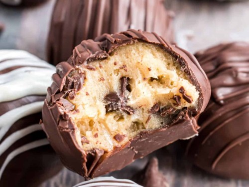Chocolate Chip Cookie Dough Truffles - Bakerella