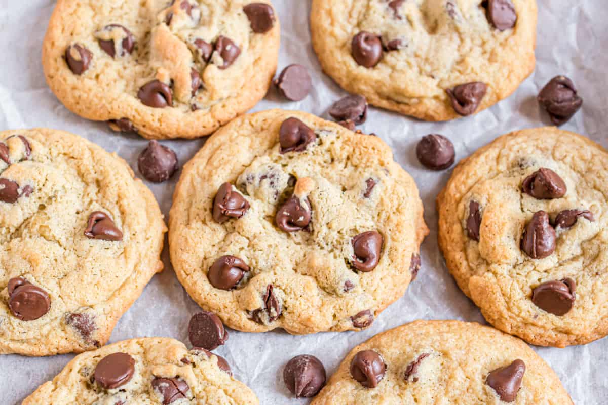 https://www.shugarysweets.com/wp-content/uploads/2019/06/chocolate-chip-pudding-cookies-facebook.jpg