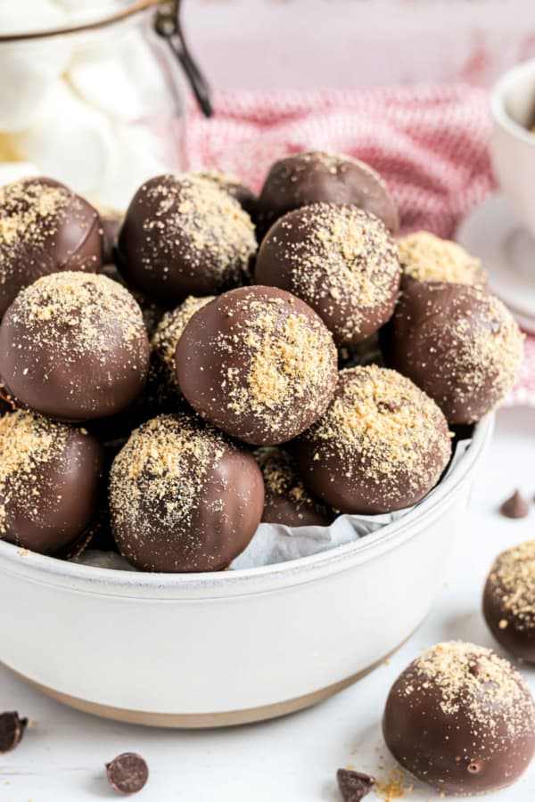 Easy Chocolate Truffles Recipe - Shugary Sweets