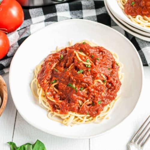 Slow Cooker Spaghetti Sauce Recipe - Shugary Sweets