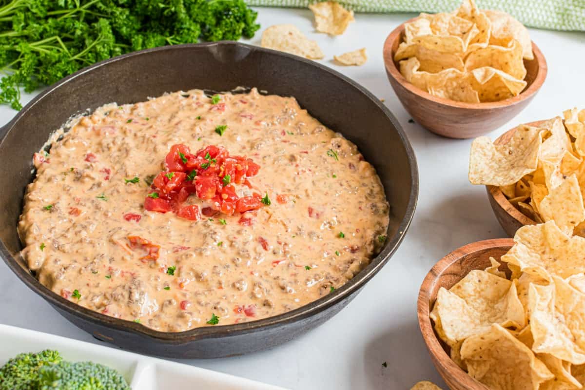 Easy Rotel Dip - Whisper of Yum