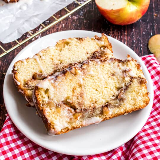 Homemade Apple Cinnamon Bread Recipe