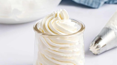 Stabilized Whipped Cream ⋆ Holds Shape for 24 hours ⋆ Sprinkle Some Fun