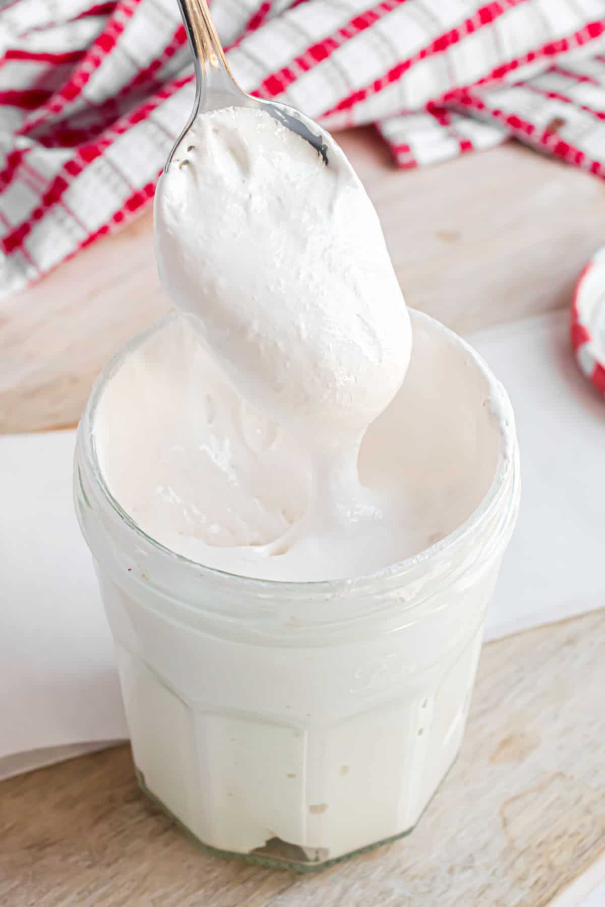 How to Make Marshmallow Fluff - It is A Keeper