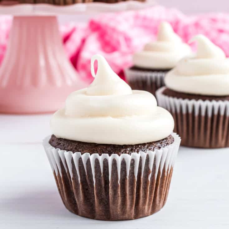 Marshmallow Frosting - Shugary Sweets