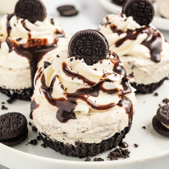 Mini Oreo Cheesecakes Recipe - Shugary Sweets