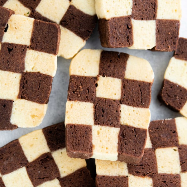 Besides offering a beautiful pattern, these Checkerboard Cookies give both vanilla and chocolate cookie in one. Theyre soft butter cookies with a fun and festive look.